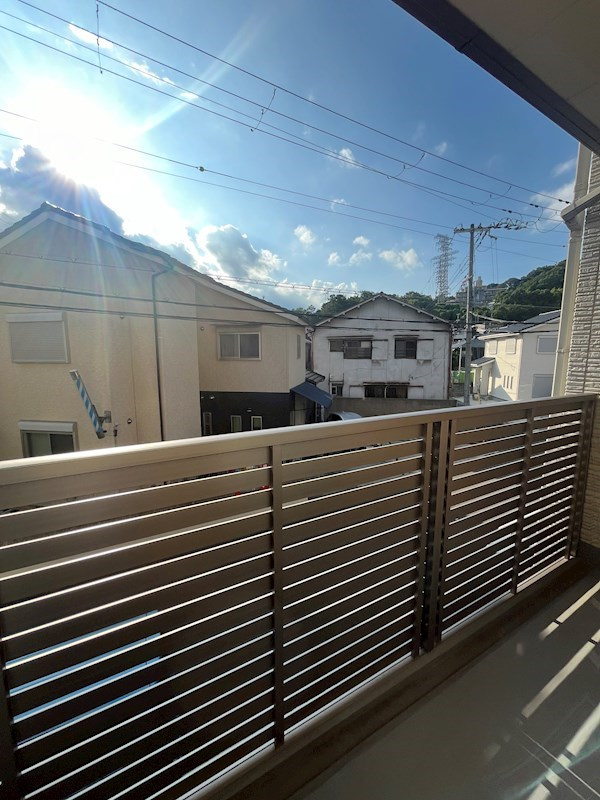 クレイノ長田天神のバルコニー