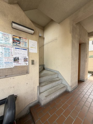 NOBSUN湊川公園の外観