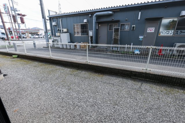 ジーエルハイツの庭|テラス※同間取りの2号棟のお写真です
