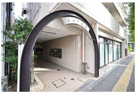 メイツ井荻のエントランス