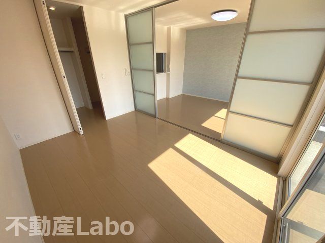 グリーンハイツ金沢の洋室