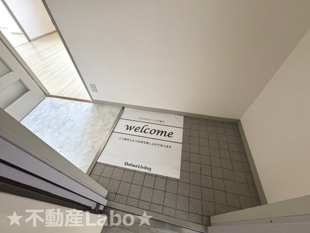 その木ハイツの玄関