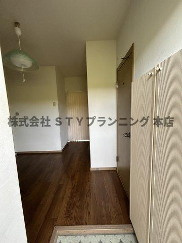 仲介手数料0円！リバーサイド名塚の内装