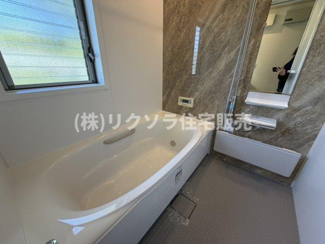 尊延寺5丁目　中古一戸建ての浴室|浴室乾燥機付き
■物件内覧・資金計画相談・住宅ローン相談、リフォーム相談、お問合せ受付中■
※当日・翌日のご内覧、ご相談はお電話でのお問合せがスムーズです！