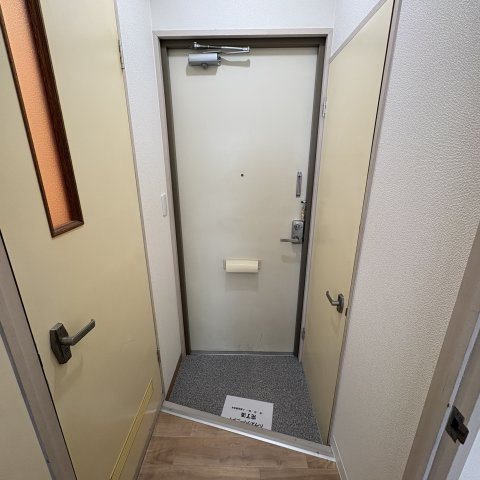 プラザマンション水元の玄関