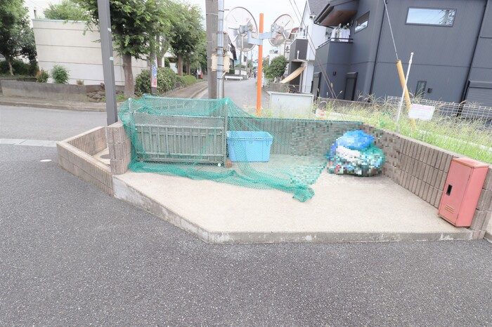ベルソス高倉 Aのその他共用部分|ごみ集積所