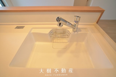 【キッチン】 | 綾瀬市寺尾西1丁目　新築戸建て　全１棟【仲介手数料無料】