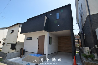 【外観】 | 綾瀬市寺尾西1丁目　新築戸建て　全１棟【仲介手数料無料】 | 建物完成しました！！内見可能です♪