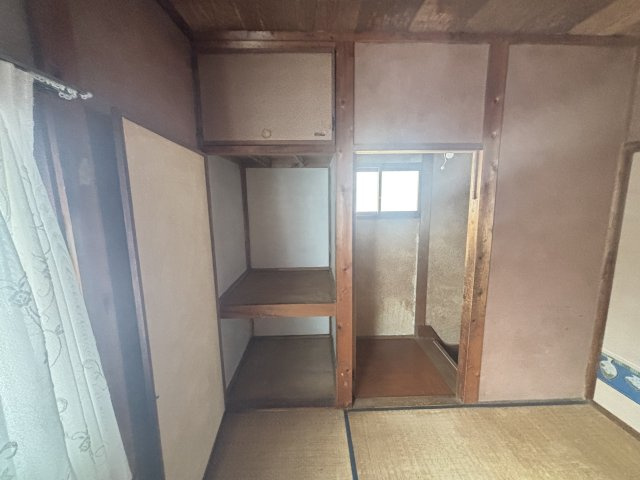 津島市下切町｜名古屋市の戸建ならホームアップの和室|2階和室