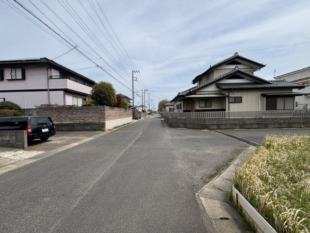 ひたちなか市平磯遠原町　売地の前面道路含む現地写真