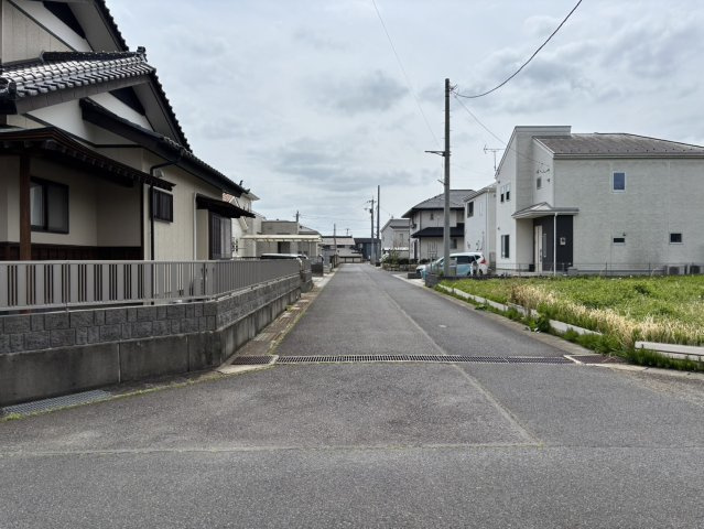 ひたちなか市平磯遠原町　売地の前面道路含む現地写真