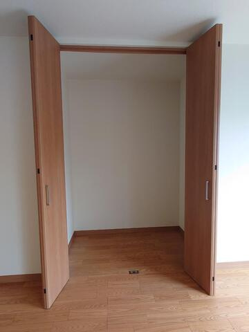 鶴富ハイツBの収納