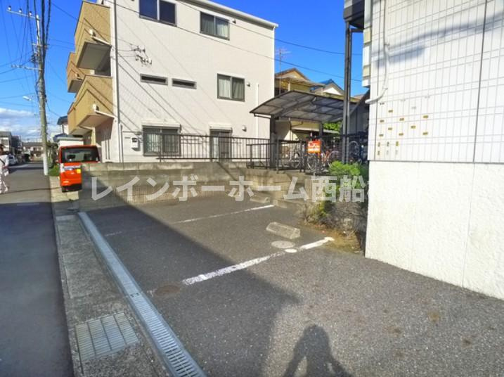 スターライトパレスⅡの駐車場