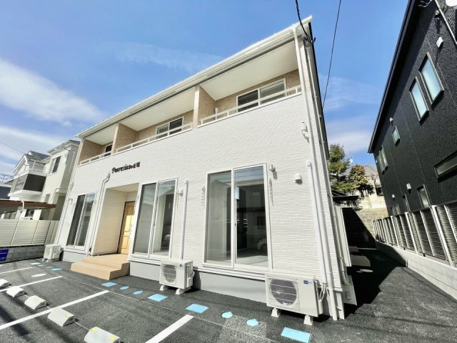 ペアレシア泉ヶ丘Ⅷの外観