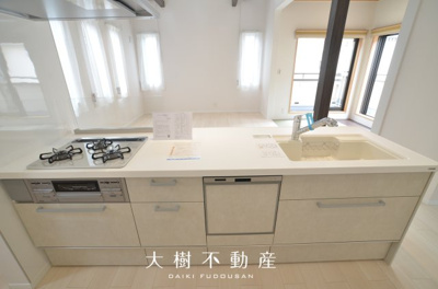 【キッチン】 | 座間市相武台3丁目　中古戸建て【仲介手数料無料】