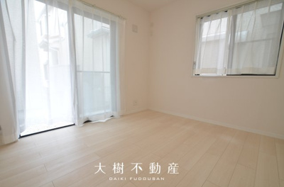 【洋室】 | 座間市相武台3丁目　中古戸建て【仲介手数料無料】 | 1階　洋室3（5.25帖）