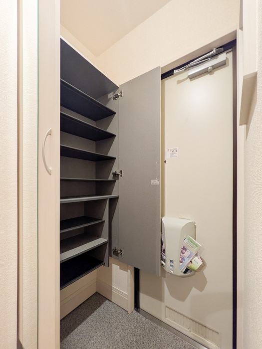 ハウスオブシャインの玄関|※別部屋写真