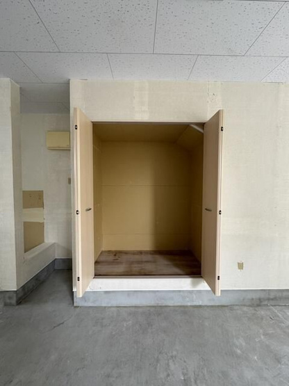 【内装】