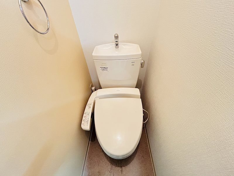 ピュア西新A棟のトイレ