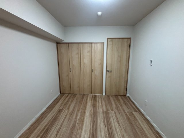 パラシオン国場の洋室|きれいな洋室です