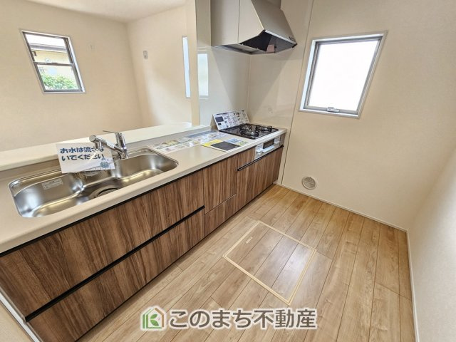 LiveleGarden.S第16栃木大平町富田のキッチン|人気の対面式キッチン☆料理をしながらご家族とコミュニケーションが取れます♪