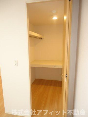 【収納】 | D-room新涯 | ウォークインクローゼット