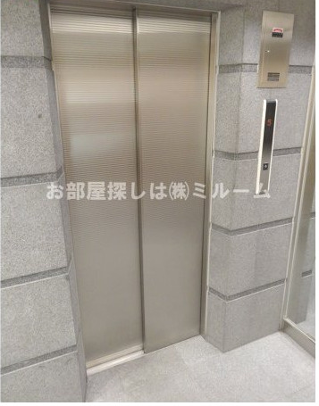 シュロス高田馬場のその他共用部分|エレベーター☆