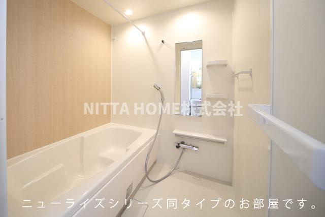 カーサ　ルミノーゾの浴室|【イメージ写真】一坪以上の風呂で設備もバッチリ◎