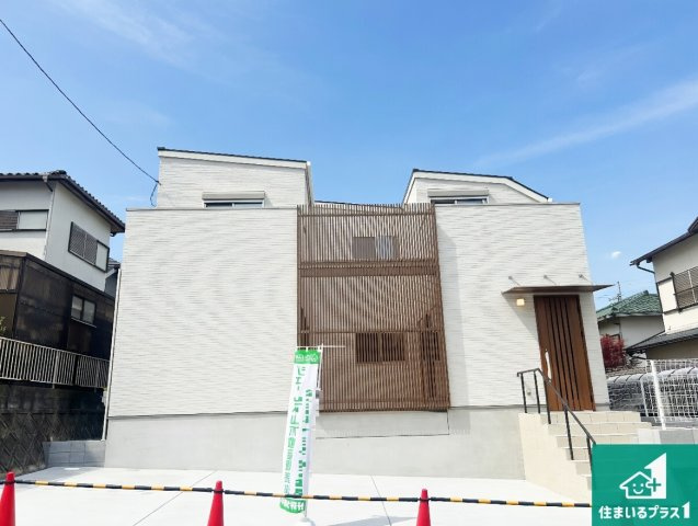 神戸市北区筑紫が丘　新築一戸建ての外観|お客様に長く安心して住んでいだだける事にこだわった家づくり！住んでからのアフターサービスにもしっかりと取り組んでいます！