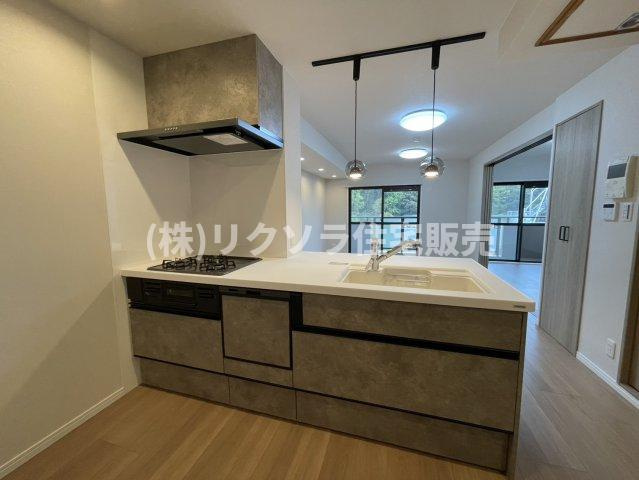ルモン星田のキッチン|■物件内覧・資金計画相談・住宅ローン相談、リフォーム相談、お問合せ受付中■
※当日・翌日のご内覧、ご相談はお電話でのお問合せがスムーズです！