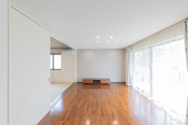 中古住宅　守山区上志段味字東谷の居間・リビング