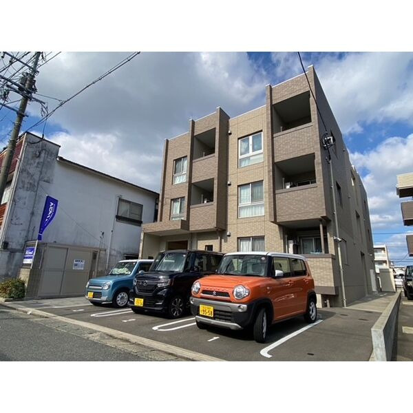 フォレストヒルズ博多の外観