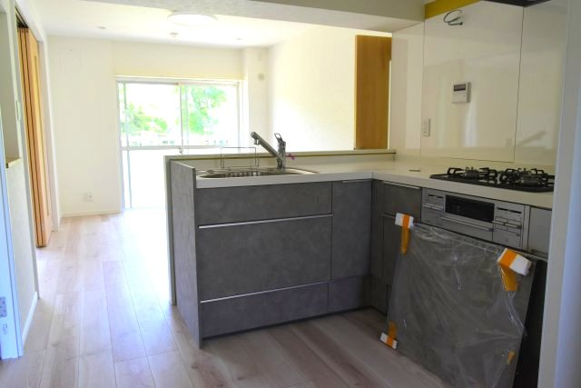 調布市染地３丁目の中古マンションのキッチン