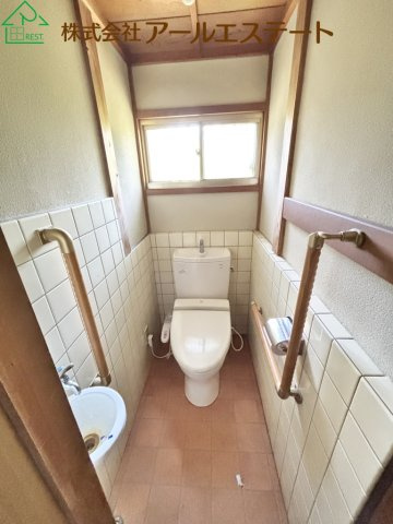 姫路市上大野6丁目　　中古戸建のトイレ