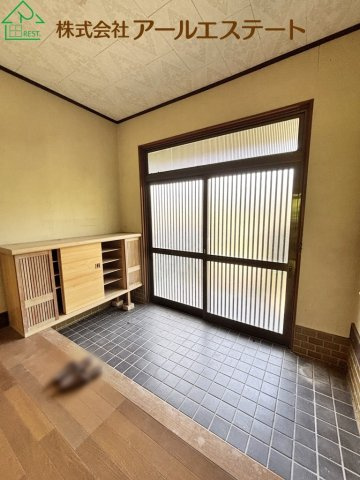 姫路市上大野6丁目　　中古戸建の玄関