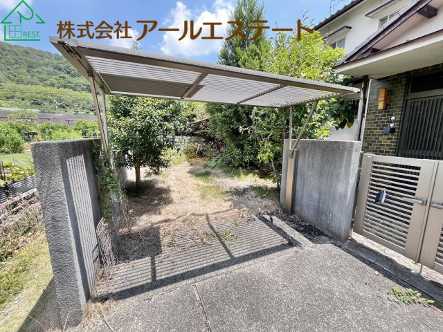 姫路市上大野6丁目　　中古戸建の駐車場