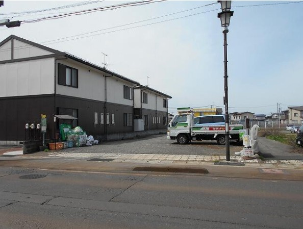 会津若松市 本町（七日町駅） 店舗用地の前面道路含む現地写真