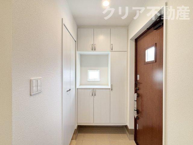【玄関】 | 高崎市石原町新築　並列3台・都市ガス♪