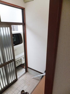 【玄関】 | 山科区日ノ岡石塚町　中古テラスハウス