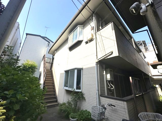 杉並区高円寺北２丁目のアパート