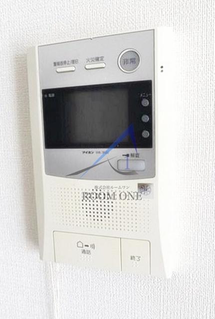 コスモグラン勝どきのセキュリティ|モニター付きインターホンです。