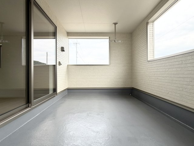 【バルコニー】 | クレイドルガーデン岡山市北区西辛川第7 (全1棟)