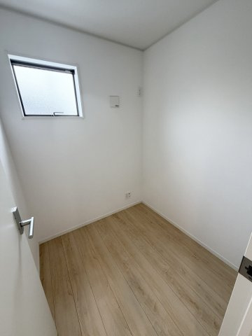 【その他共用部分】 | クレイドルガーデン岡山市北区西辛川第7 (全1棟) | テレワークルーム(2帖)