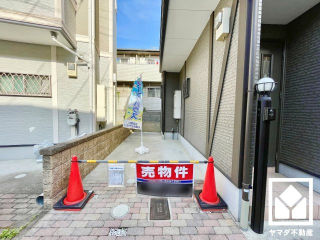 南区上鳥羽西浦町の駐車場