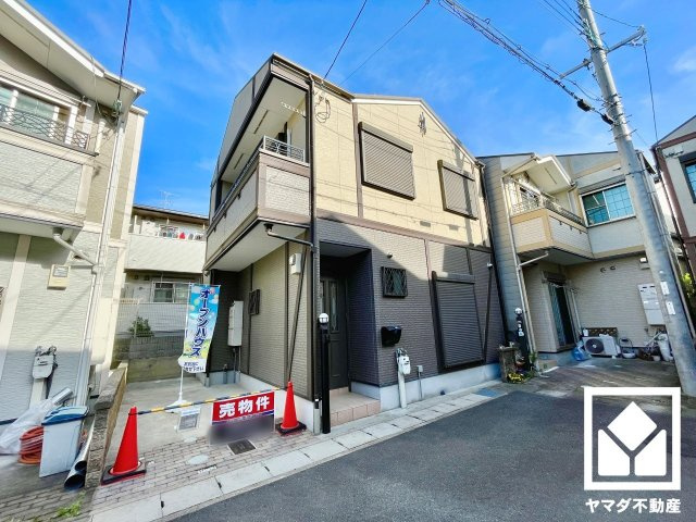 南区上鳥羽西浦町の外観