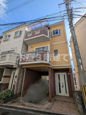 津田東町1丁目　中古一戸建ての構造・工法・仕様|木造３階建て
■物件内覧・資金計画相談・住宅ローン相談、リフォーム相談、お問合せ受付中■
※当日・翌日のご内覧、ご相談はお電話でのお問合せがスムーズです！