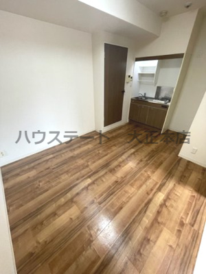 【居間・リビング】 | Blue Bee桜川駅前 仲介手数料無料
