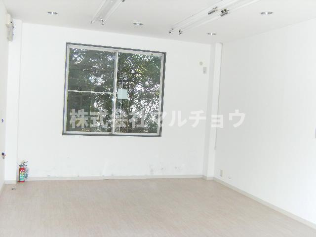 吉田店舗の内装