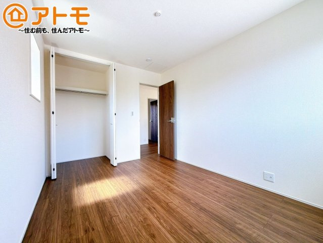 【子供部屋】 | 沼津市東間門　新築一戸建て　3号棟 | 広々使える収納付きの洋室です♪