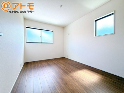 【子供部屋】 | 沼津市東間門　新築一戸建て　3号棟 | 収納豊富な洋室は使い勝手良好です！